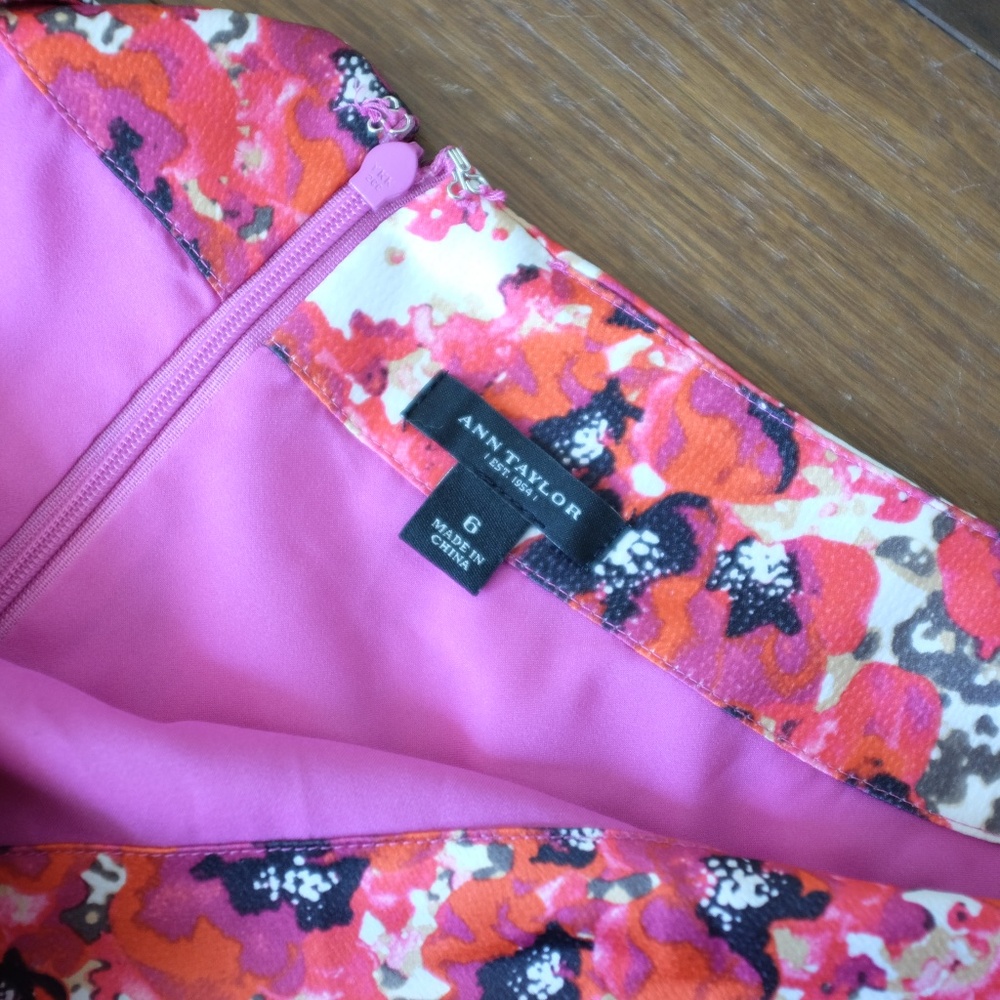 Ann Taylor Women Size 6 Pink Red Printed Flower Dress Sleeveless Lined
